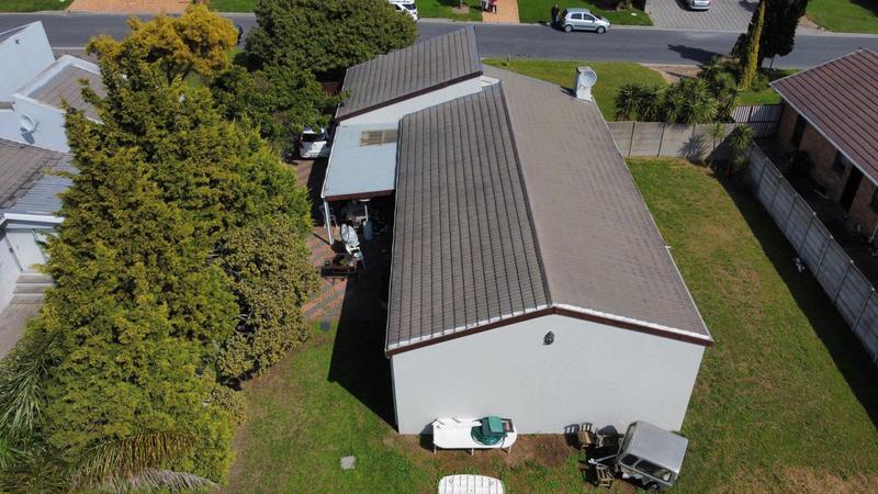 4 Bedroom Property for Sale in Rouxville Western Cape